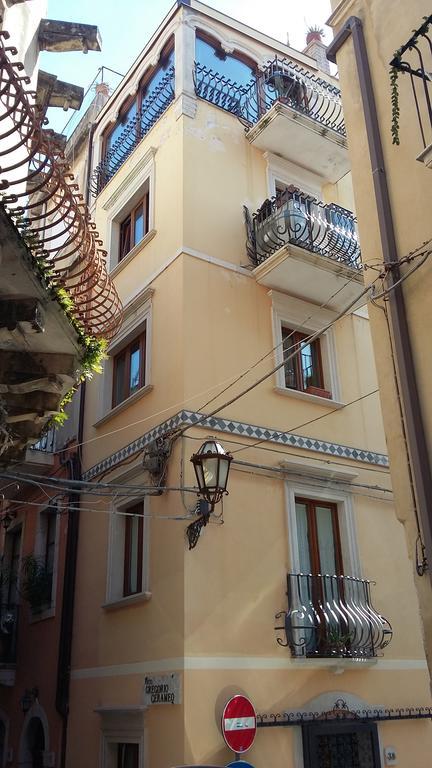 Taormina Rainbow House Exterior foto